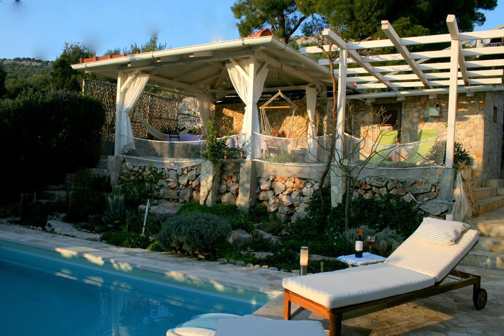 Apartments Mediterraneo Kaprije Exterior foto