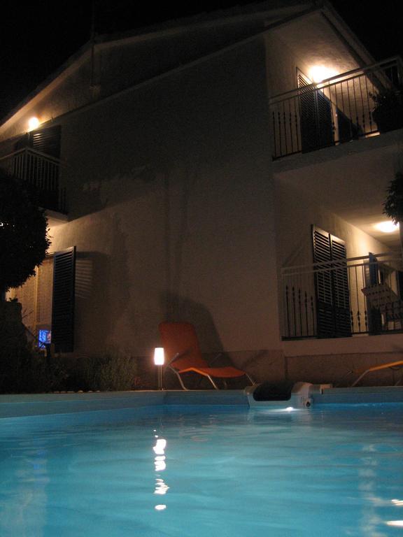 Apartments Mediterraneo Kaprije Exterior foto