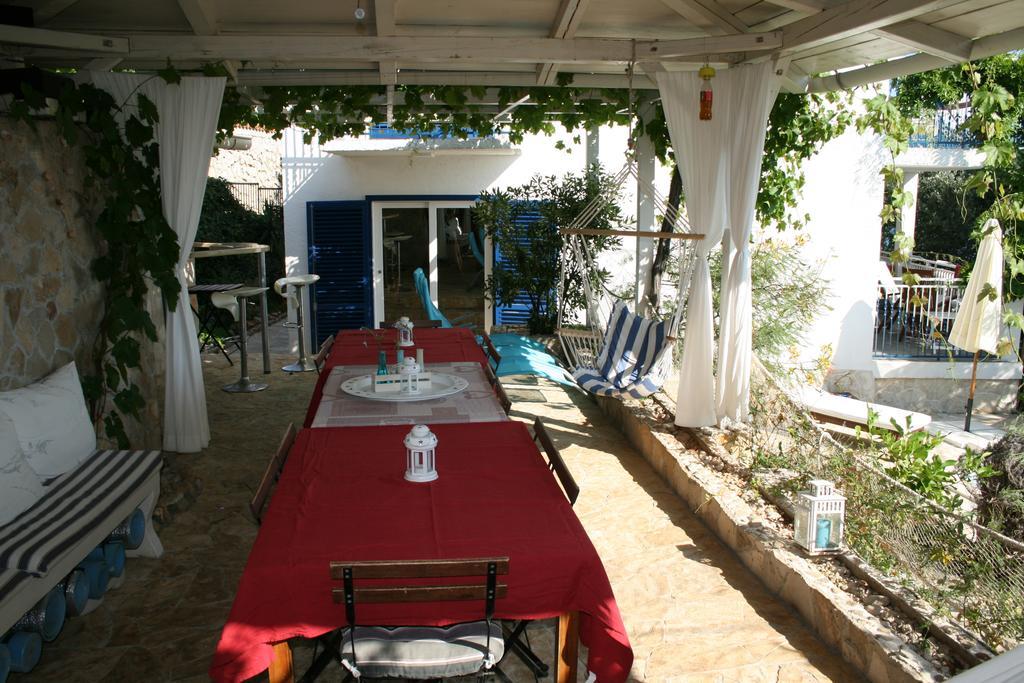 Apartments Mediterraneo Kaprije Exterior foto