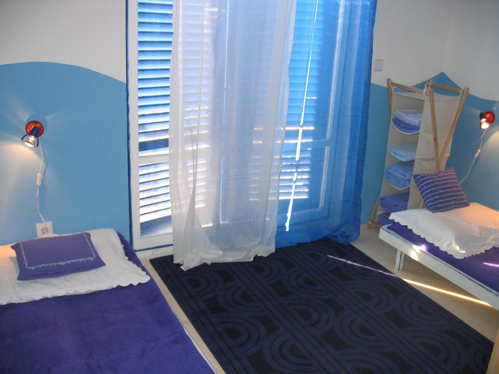 Apartments Mediterraneo Kaprije Exterior foto